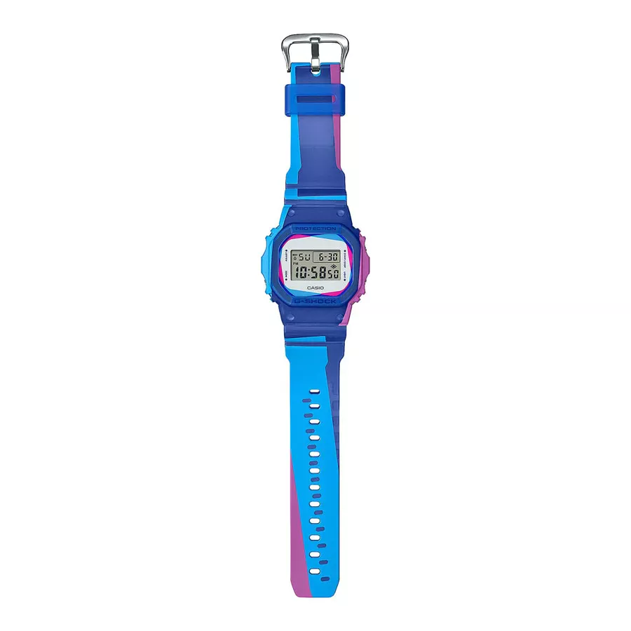 Casio G-Shock DWE-5600PR-2  Фото 2
