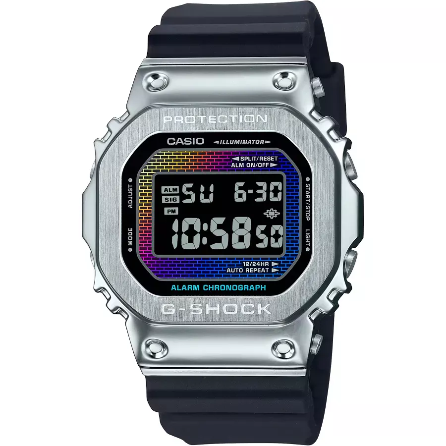Casio G-Shock GM-5600RW-1  Фото 1