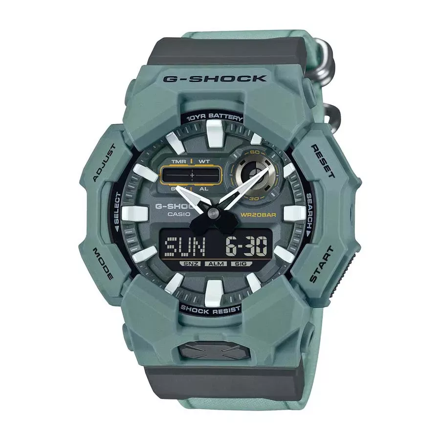 Casio G-Shock GA-010CE-2A  Фото 1