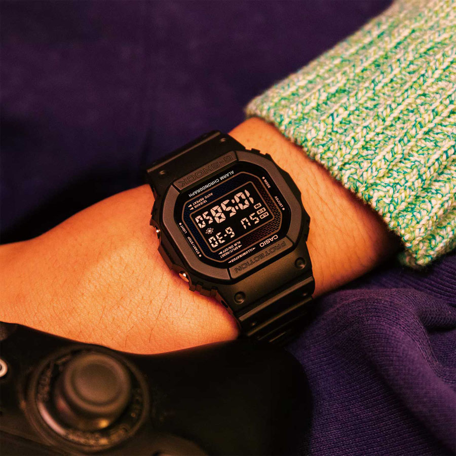 Casio G-Shock DW-5600RW-1  Фото 2
