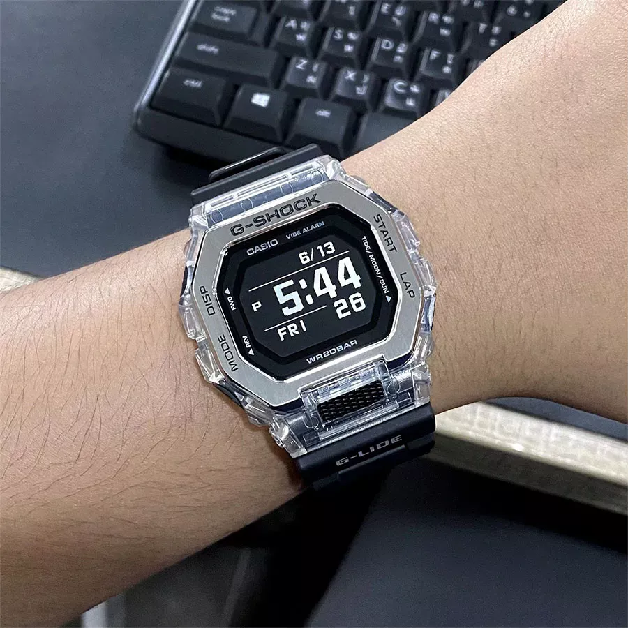 Casio G-Shock GBX-100S-1  Фото 3