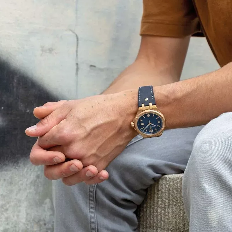 Наручные часы  Maurice Lacroix AI1028-BRZ01-420  Фото 3