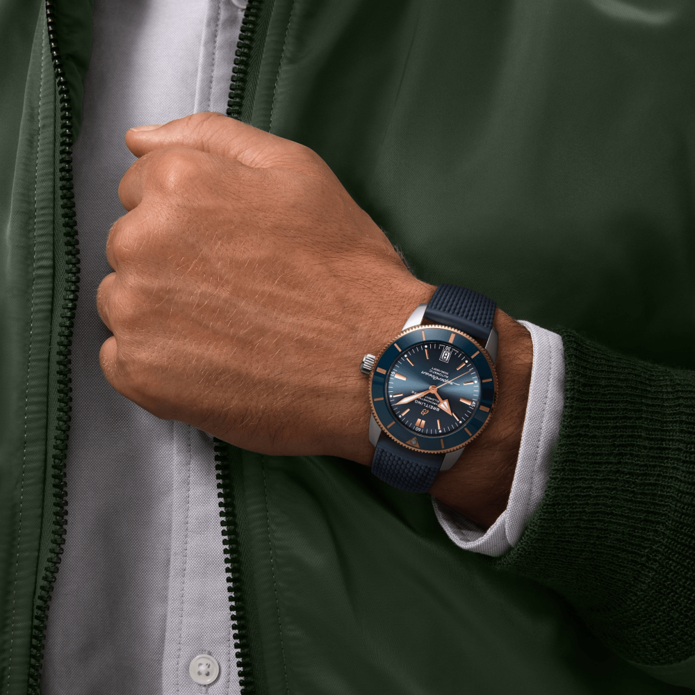 Breitling UB2010161C1S1  Фото 4