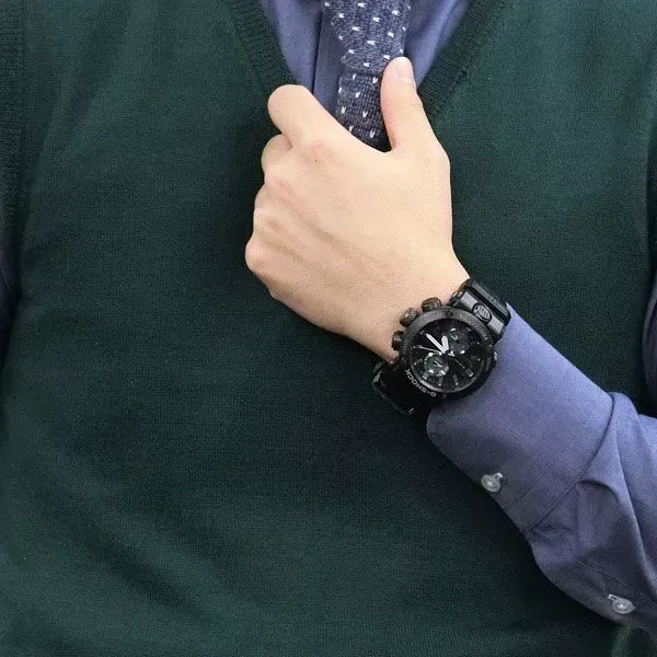 Наручные часы  Casio G-Shock Premium GWR-B1000-1A  Фото 2