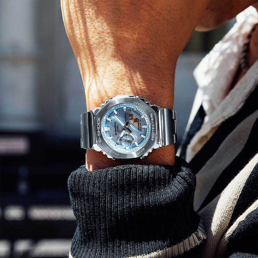 Casio G-Shock GM-2110D-2A  Фото 2