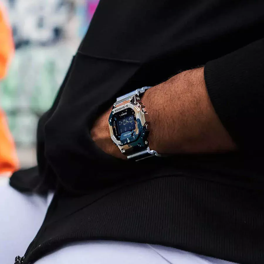 Casio G-Shock GM-5600SS-1  Фото 2