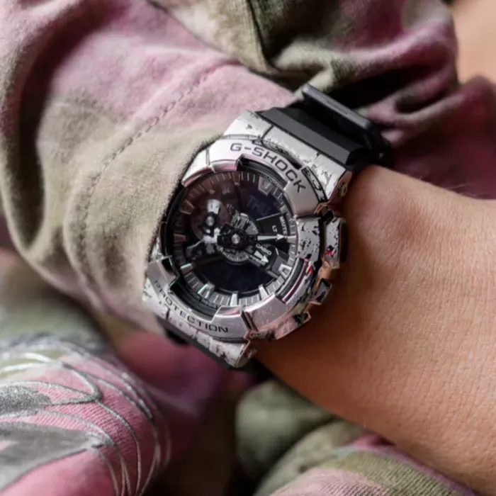 Casio G-Shock GM-110GC-1A  Фото 2