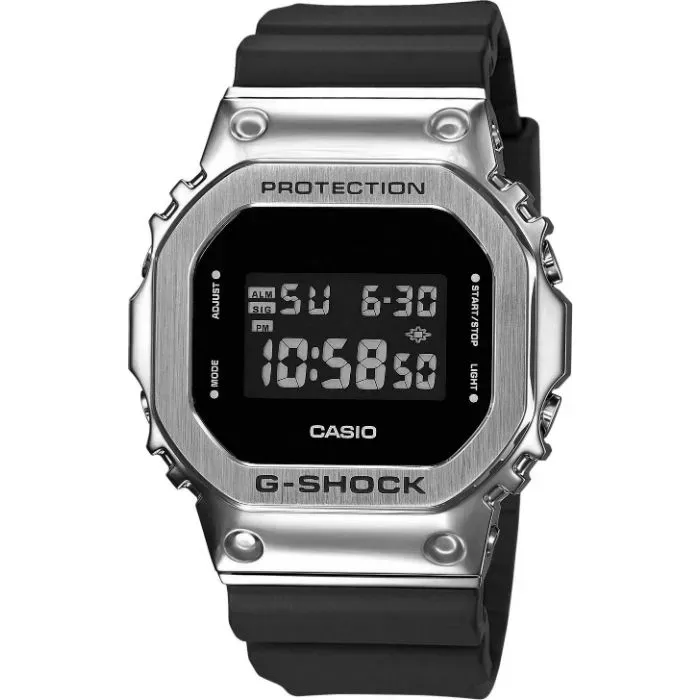 Casio G-Shock GM-5600-1E  Фото 1