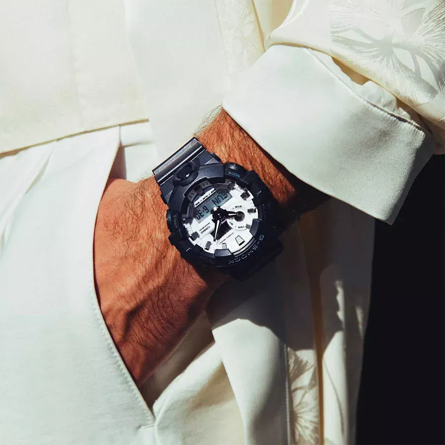 Casio G-Shock GA-700WD-1A  Фото 2