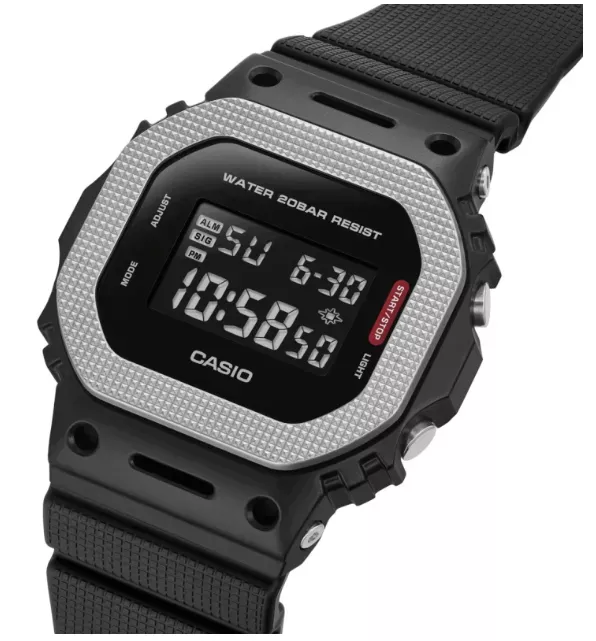 Casio G-Shock GM-5600BM-1  Фото 2