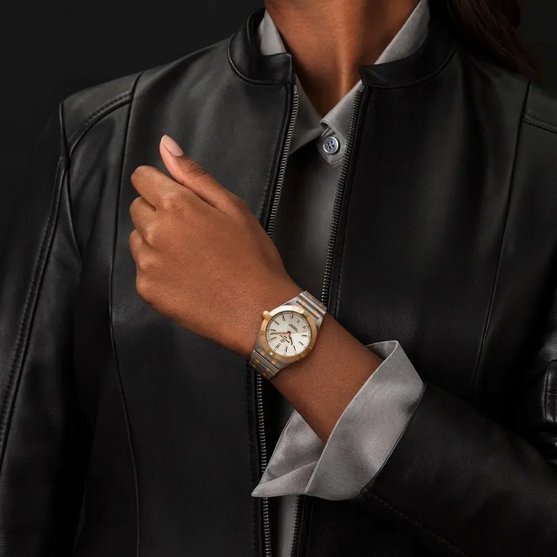 Breitling U77310101A1U1  Фото 2
