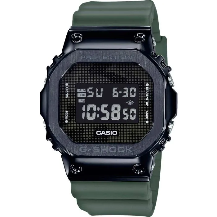 Casio G-Shock GM-5600B-3E  Фото 1