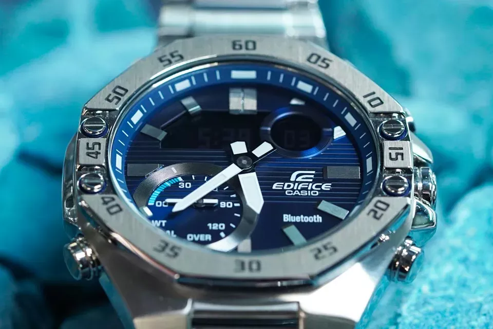 Casio Edifice ECB-10D-2A  Фото 2