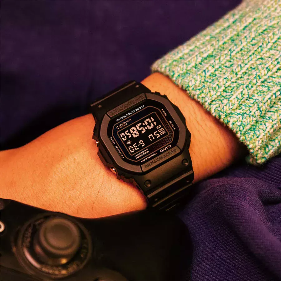 Casio G-Shock DW-5600RW-1  Фото 2