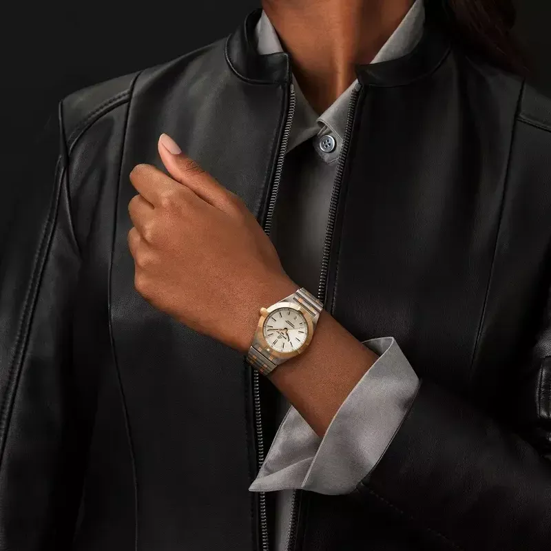 Breitling U77310101A1U1  Фото 2